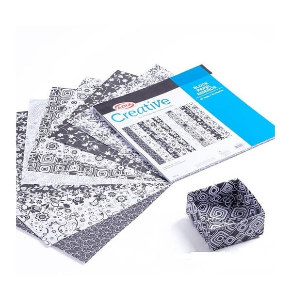 Papel Impreso 10 Diseños 50U. (006) Pliego de hojas impresas de 10 diseños, ideal para manualidades y decoración. Vienen 50 unidades